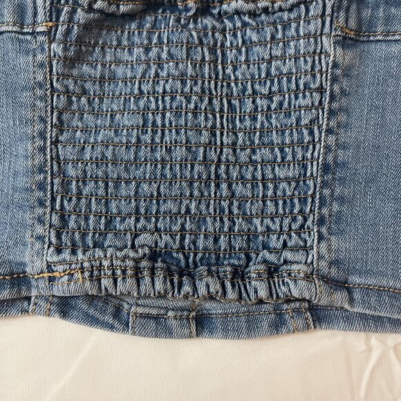Dylan Ryan short blouse made of denim with a button design, elastic size S. - Picture 5 of 11